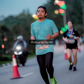 Runner Photo 3782615