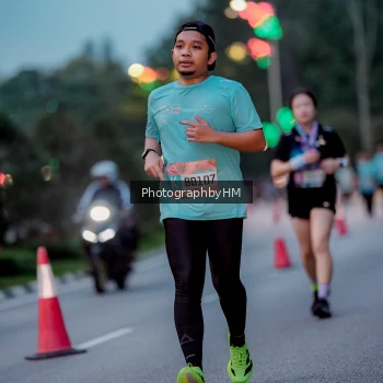 Runner Photo 3782639