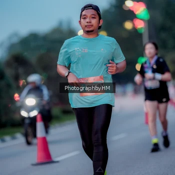 Runner Photo 3782657