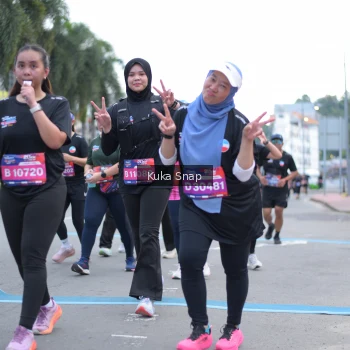 Runner Photo 3782675