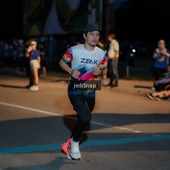 Runner Photo 3782689