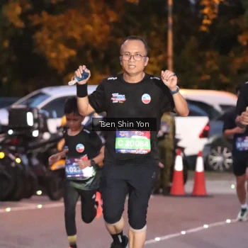 Runner Photo 3782707