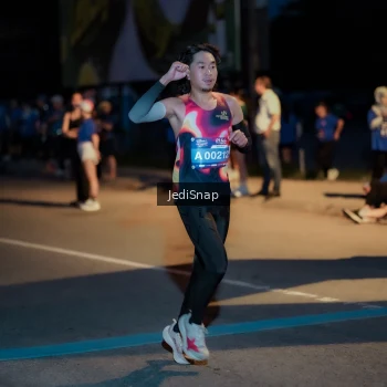 Runner Photo 3782736
