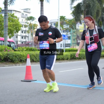 Runner Photo 3782801