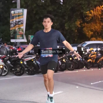 Runner Photo 3782844
