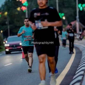 Runner Photo 3782875