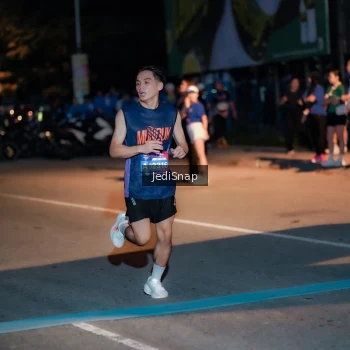 Runner Photo 3782910