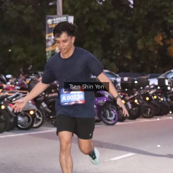 Runner Photo 3782921