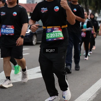 Runner Photo 3782930