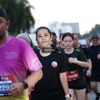 Runner Photo 3782934