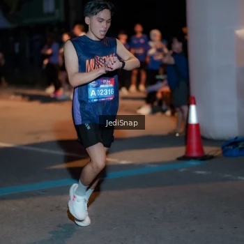 Runner Photo 3782943