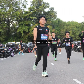 Runner Photo 3782952