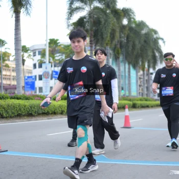 Runner Photo 3782958