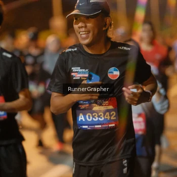 Runner Photo 3782981