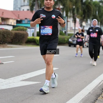 Runner Photo 3782986