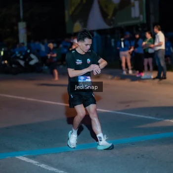 Runner Photo 3783023