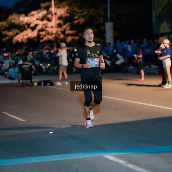 Runner Photo 3783043