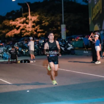 Runner Photo 3783086