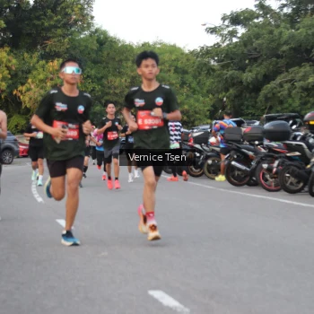 Runner Photo 3783133