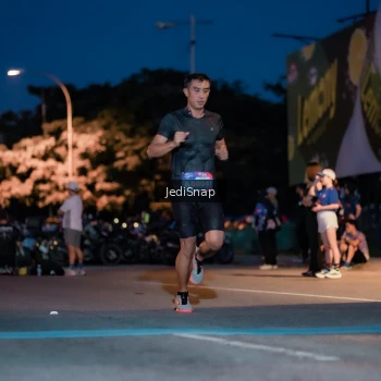 Runner Photo 3783194