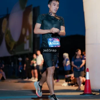 Runner Photo 3783235