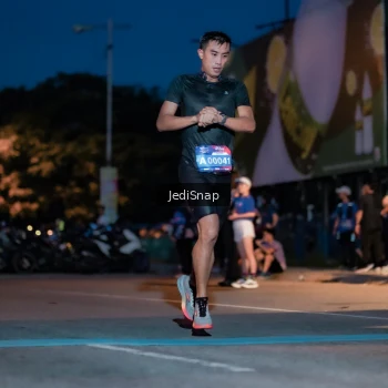 Runner Photo 3783259