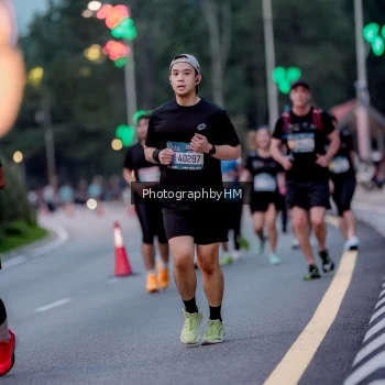 Runner Photo 3783313