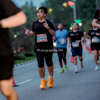 Runner Photo 3783365