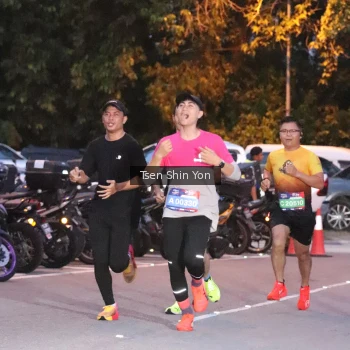 Runner Photo 3783368