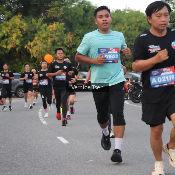 Runner Photo 3783596