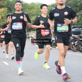 Runner Photo 3783645