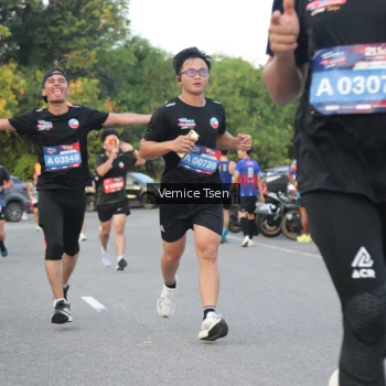 Runner Photo 3783673