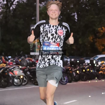 Runner Photo 3783733