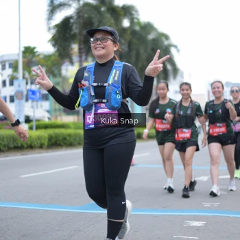 Runner Photo 3783753