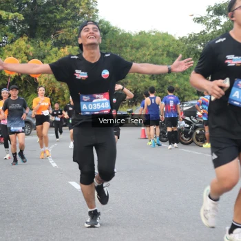Runner Photo 3783770