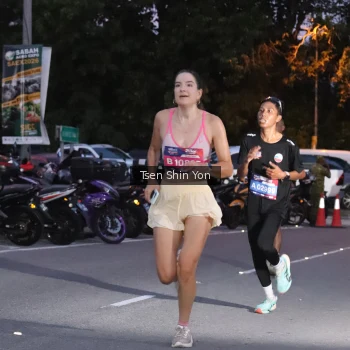 Runner Photo 3783790