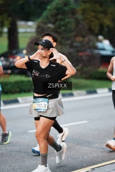 Runner Photo 3783791