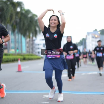 Runner Photo 3783856