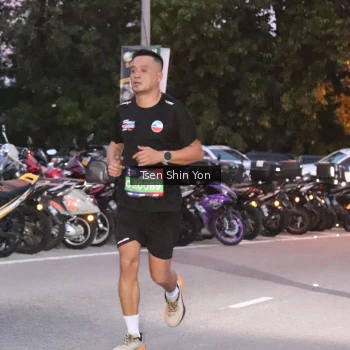 Runner Photo 3783969