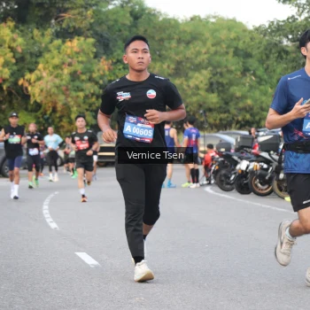 Runner Photo 3784008