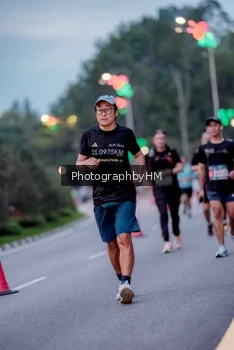 Runner Photo 3784044
