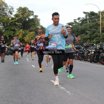 Runner Photo 3784332