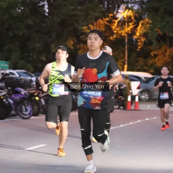 Runner Photo 3784381