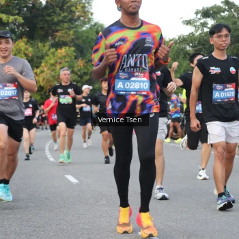Runner Photo 3784392