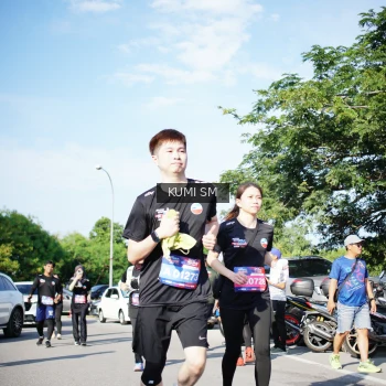 Runner Photo 3784404