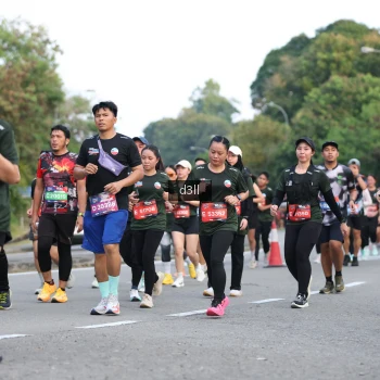 Runner Photo 3784474