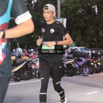 Runner Photo 3784488