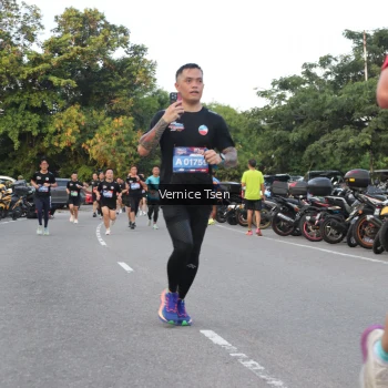 Runner Photo 3784550