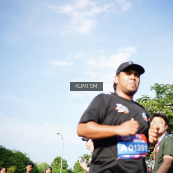 Runner Photo 3784566