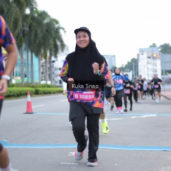 Runner Photo 3784592